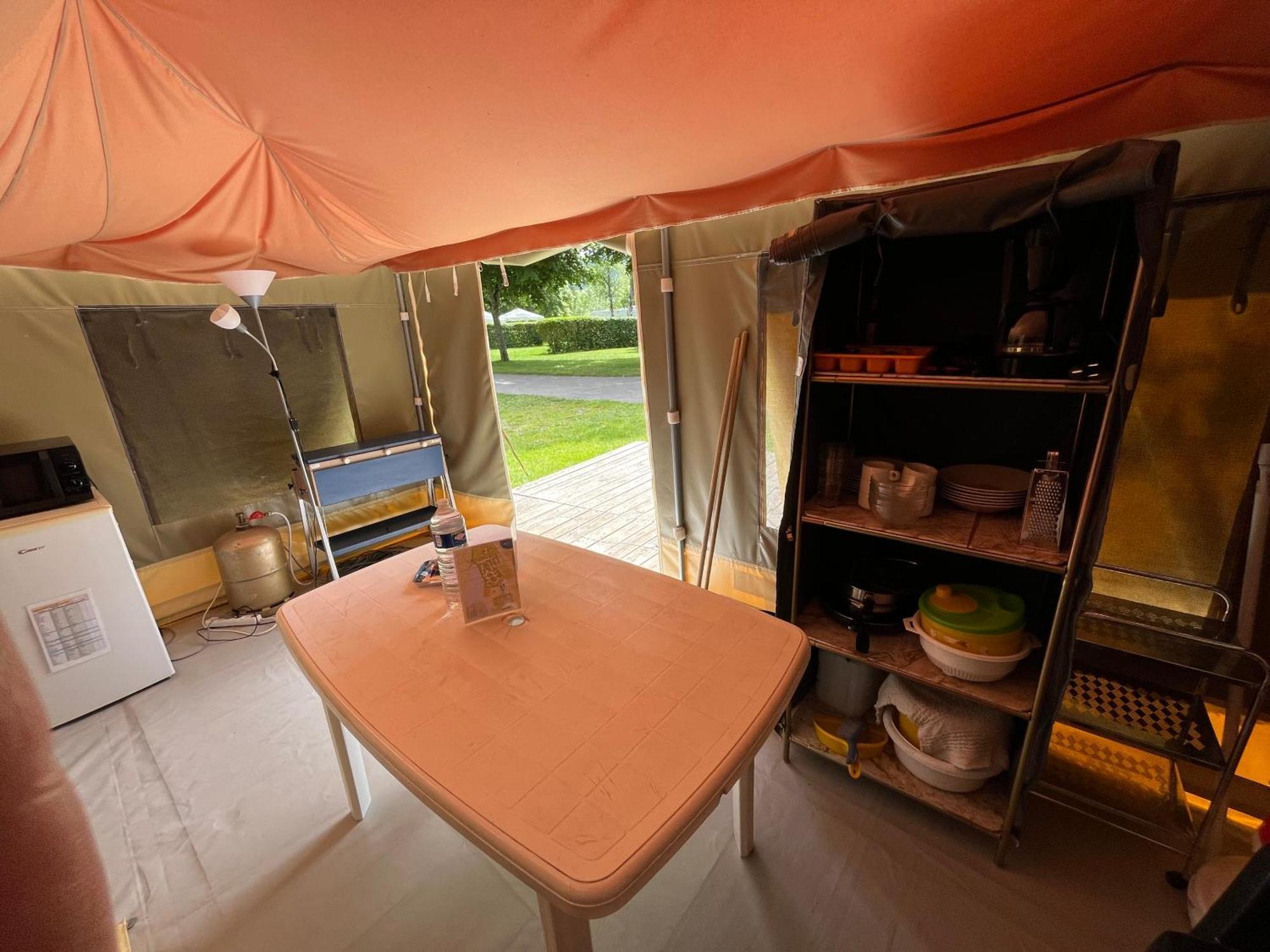 Camping De 蒙卢索卢瓦尔 外观 照片